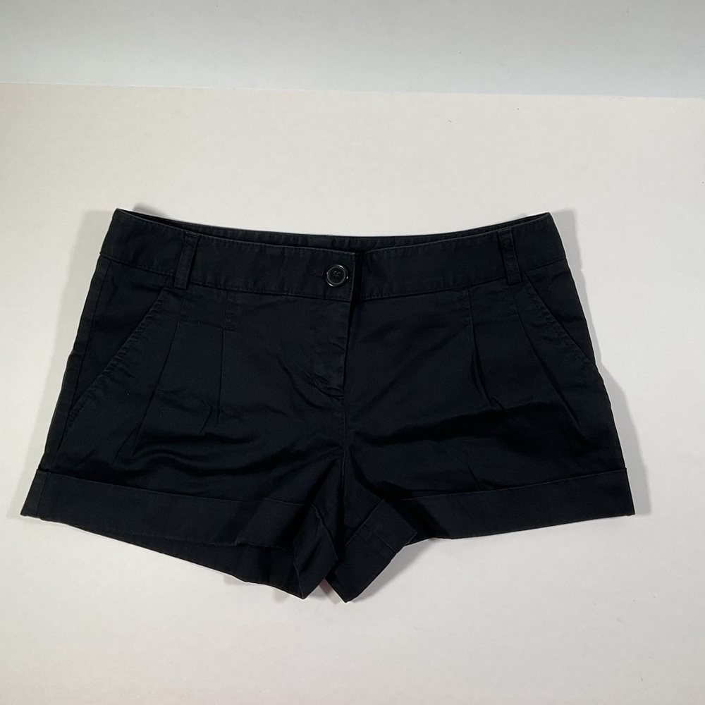 Express Women Shorts Size 4 Black Cuffed Dressy Stretch Spandex